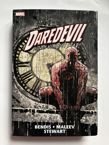 Daredevil bendis maleev - by,
